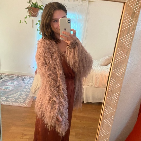 J.O.A Shaggy Fuzzy Fluffy Pink Cardigan - Picture 6 of 11